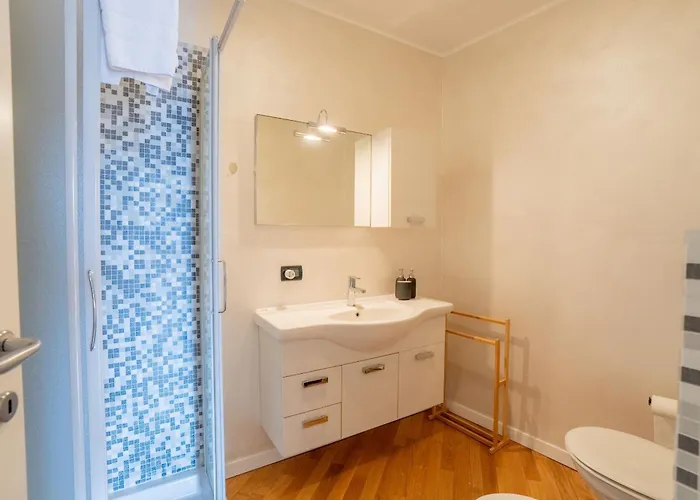 Apartment In - *
